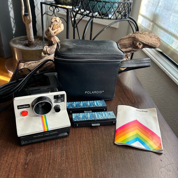 Vintage Original Polaroid SX-70 OneStep White Rainbow Stripe Land Camera TESTED - Picture 1 of 11